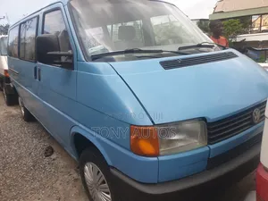 Volkswagen Transporter 2002 Blue