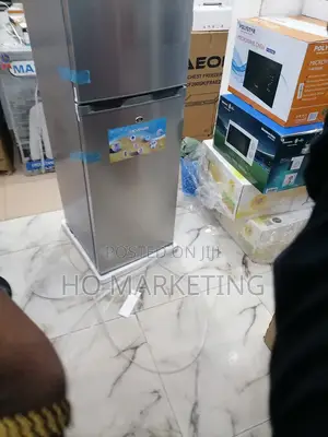 Safety Lock Skyrun 138L Refrigerator