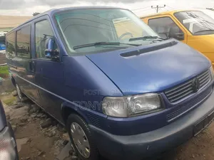 Volkswagen Transporter 2004 Blue