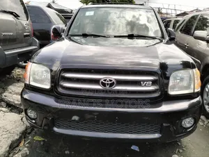 Toyota Sequoia 2004 Black