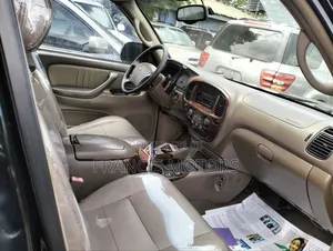 Toyota Sequoia 2004 Black