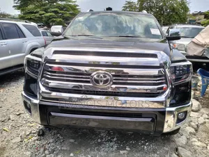 Toyota Sequoia 2015 Black