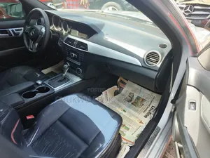 Mercedes-Benz C300 2014 Silver