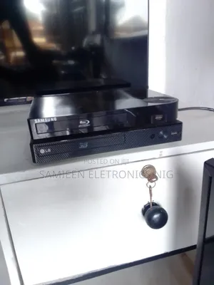 LG/ Samsung Blu-Ray DVD Player(UK Imported)