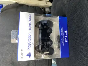 PS4 Controller