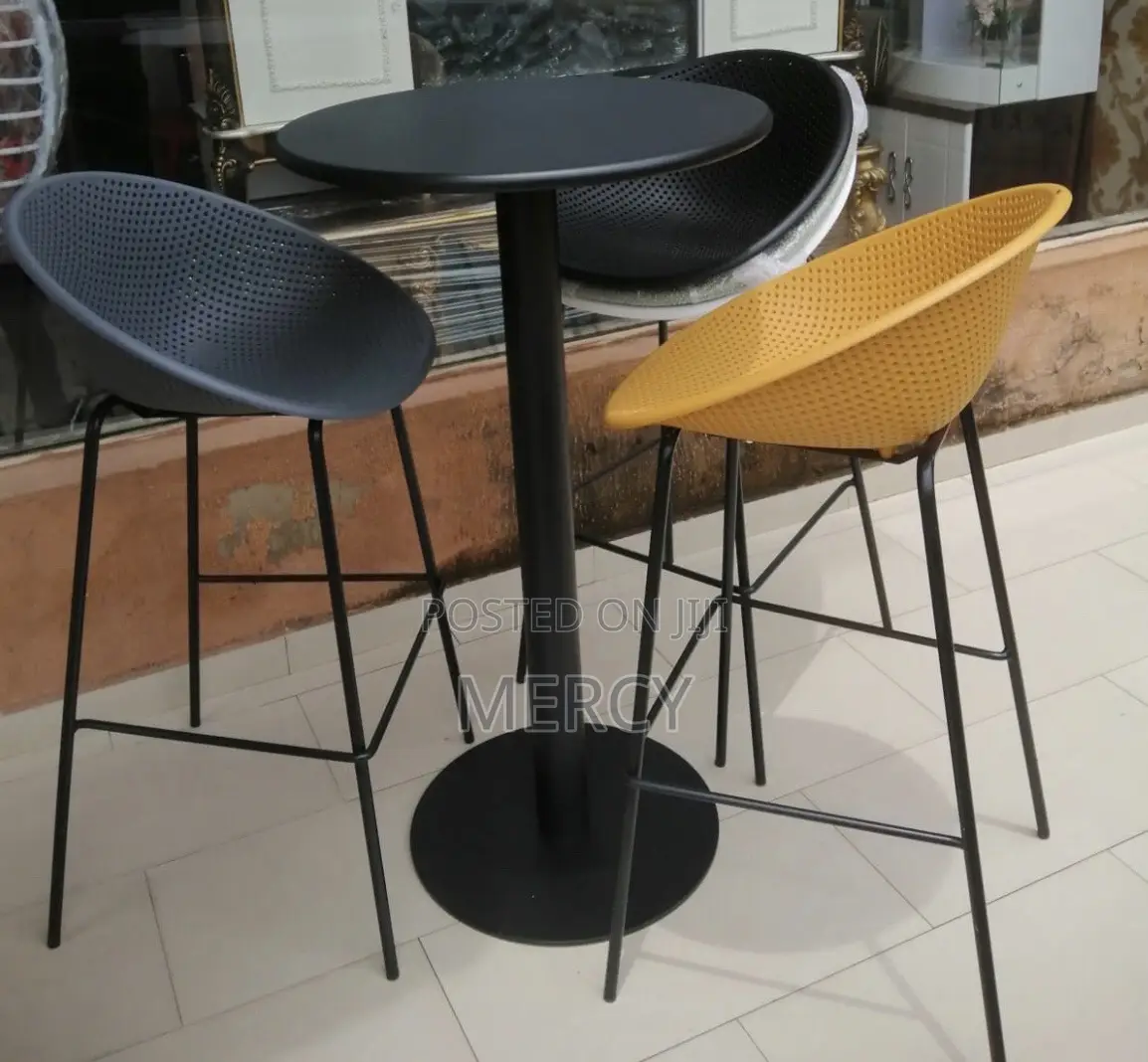 High Bar Chair and Round Table