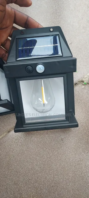 Solar Led Waterproof Outdoor Lamp