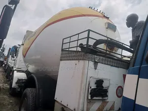 Direct Tokurbo 8.5tons LPG Bobtail