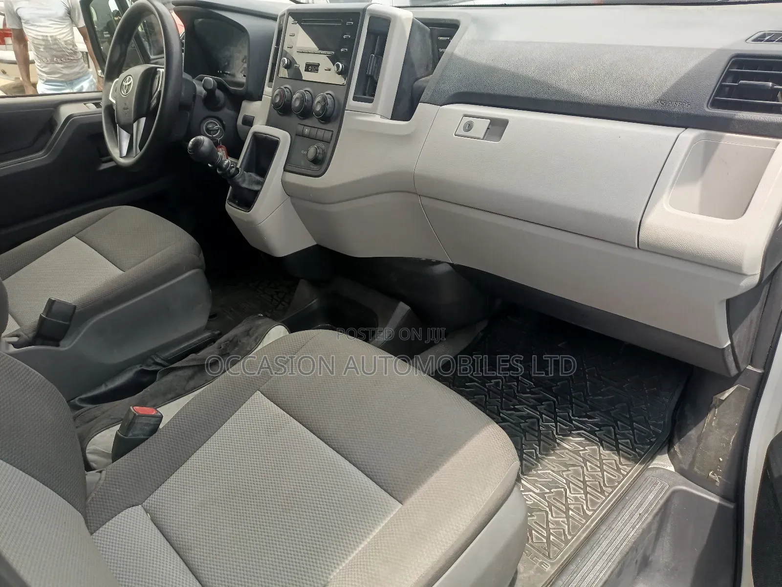 Toyota HiAce 2020 White