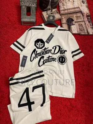 Original CHRISTIAN Dior T-Shirts Available in Store