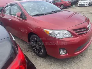 Toyota Corolla 2013 Red