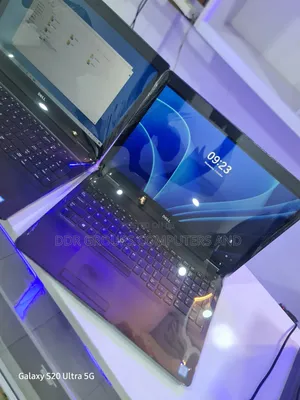 Laptop Dell Precision 3520 8GB Intel Core i7 SSD 256GB