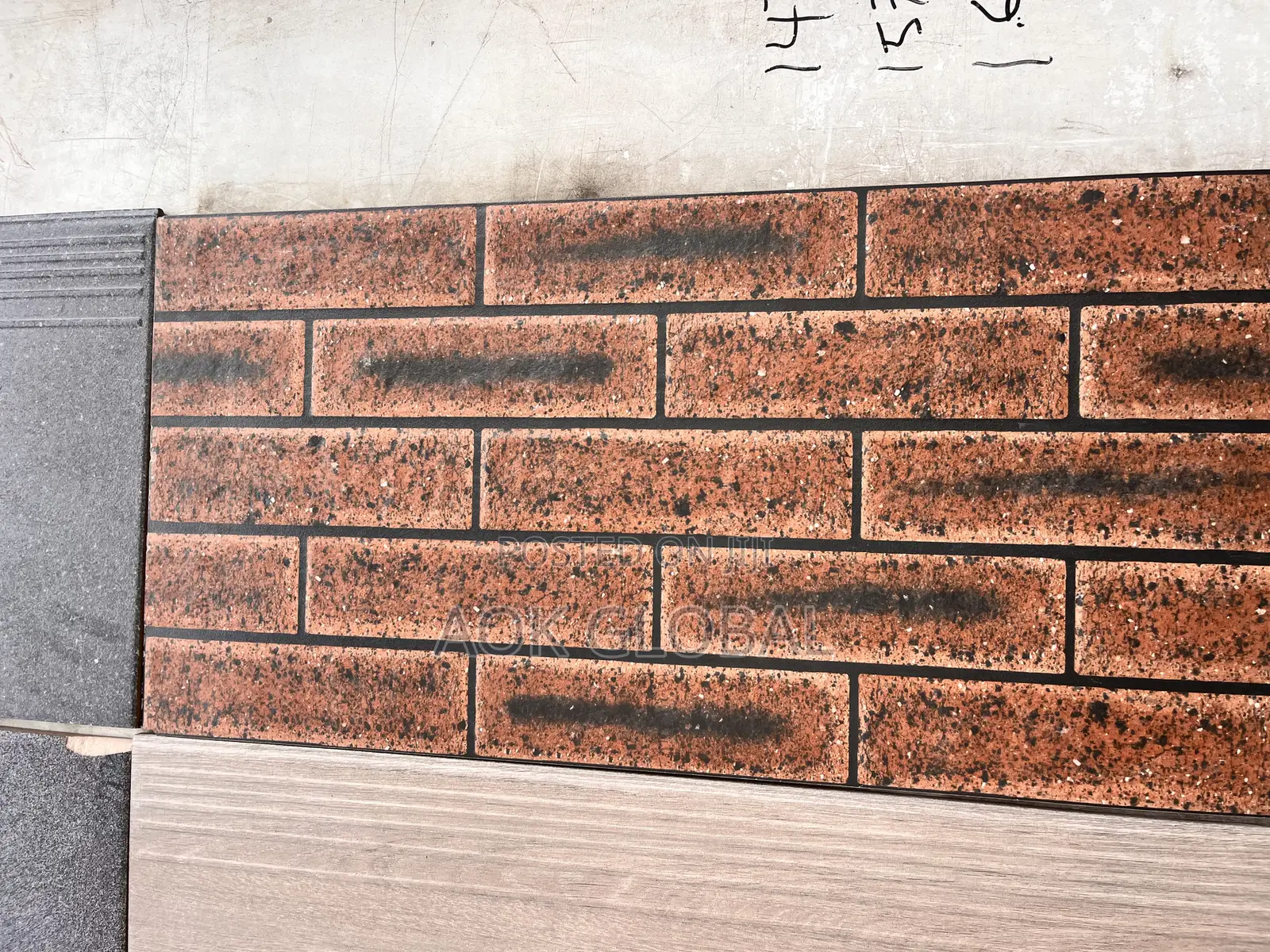 Floor/Wall Tiles