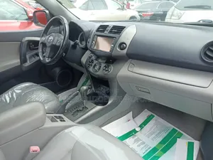 Toyota RAV4 2.5 Limited 4x4 2010 Silver