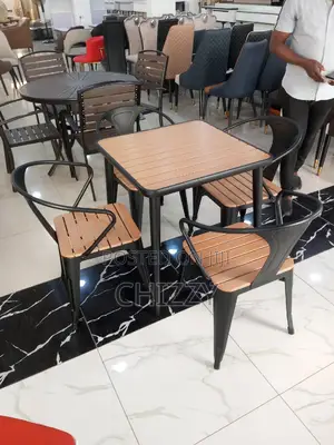 4 Seater Dining Table With Chairs