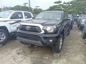 Toyota Tacoma 2014 Black