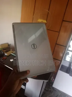 New Laptop Dell Latitude E7240 4GB Intel Core I5 SSD 128GB