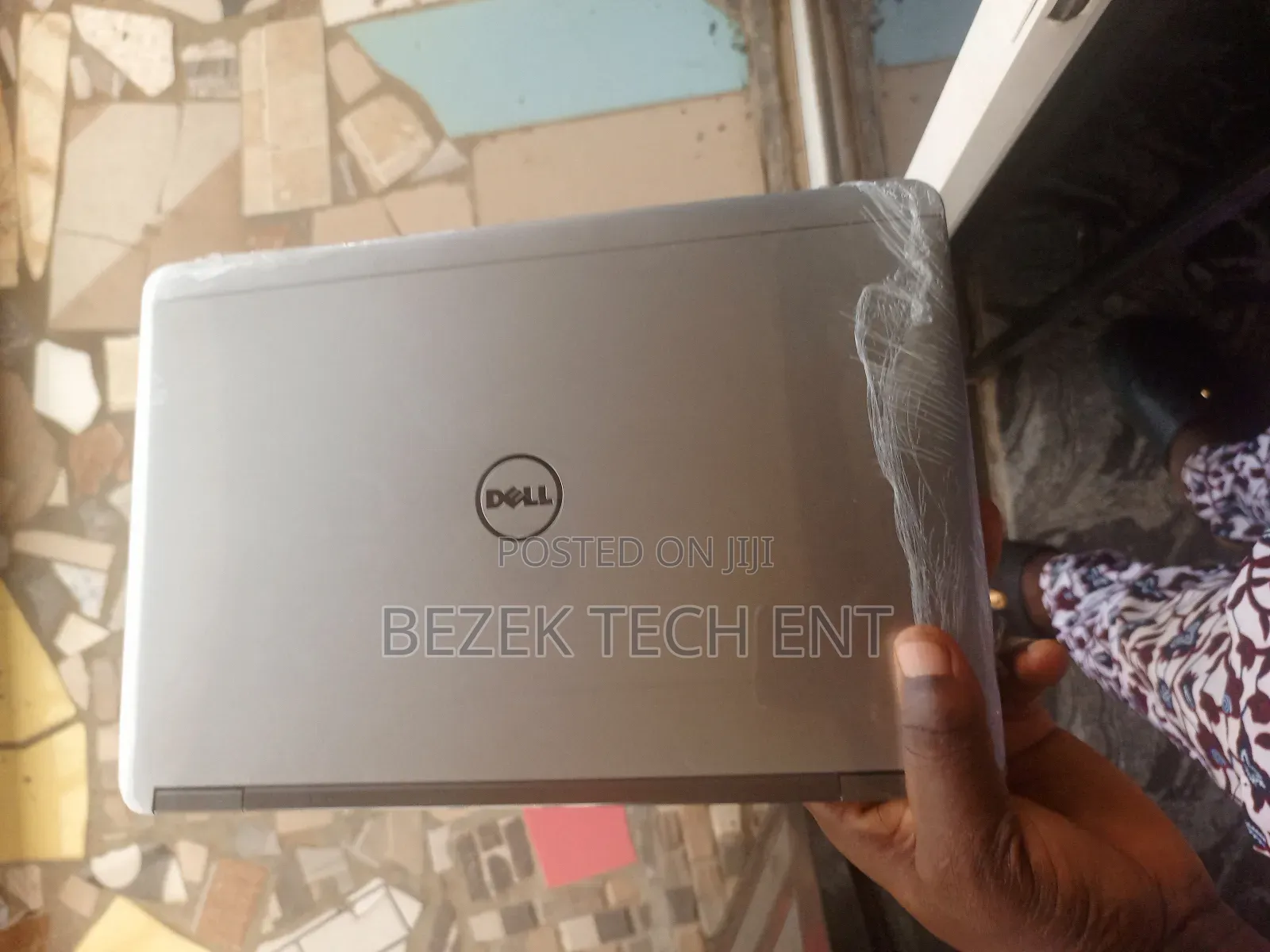 New Laptop Dell Latitude E7240 4GB Intel Core I5 SSD 128GB