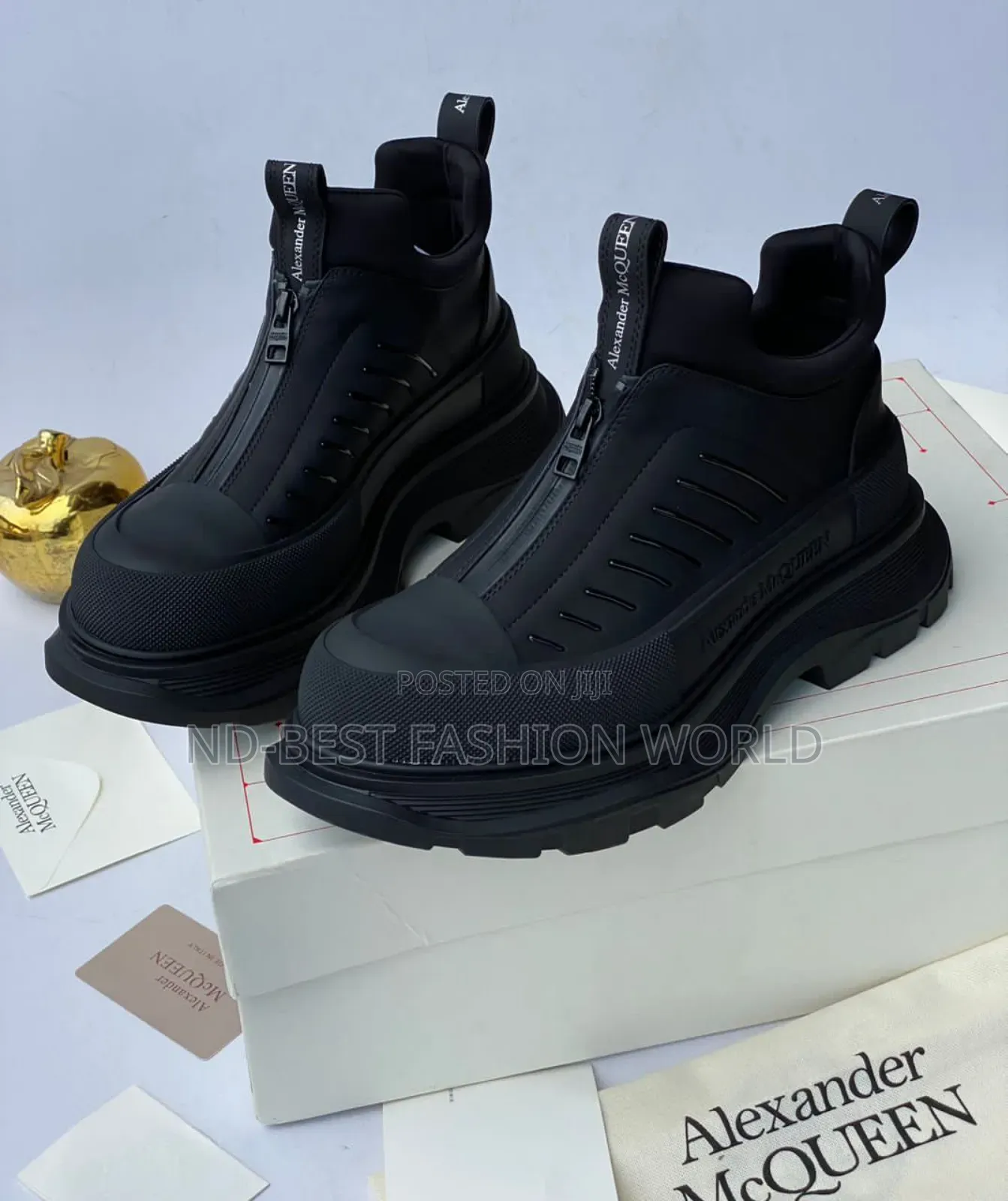 Pure Quality Sneakers