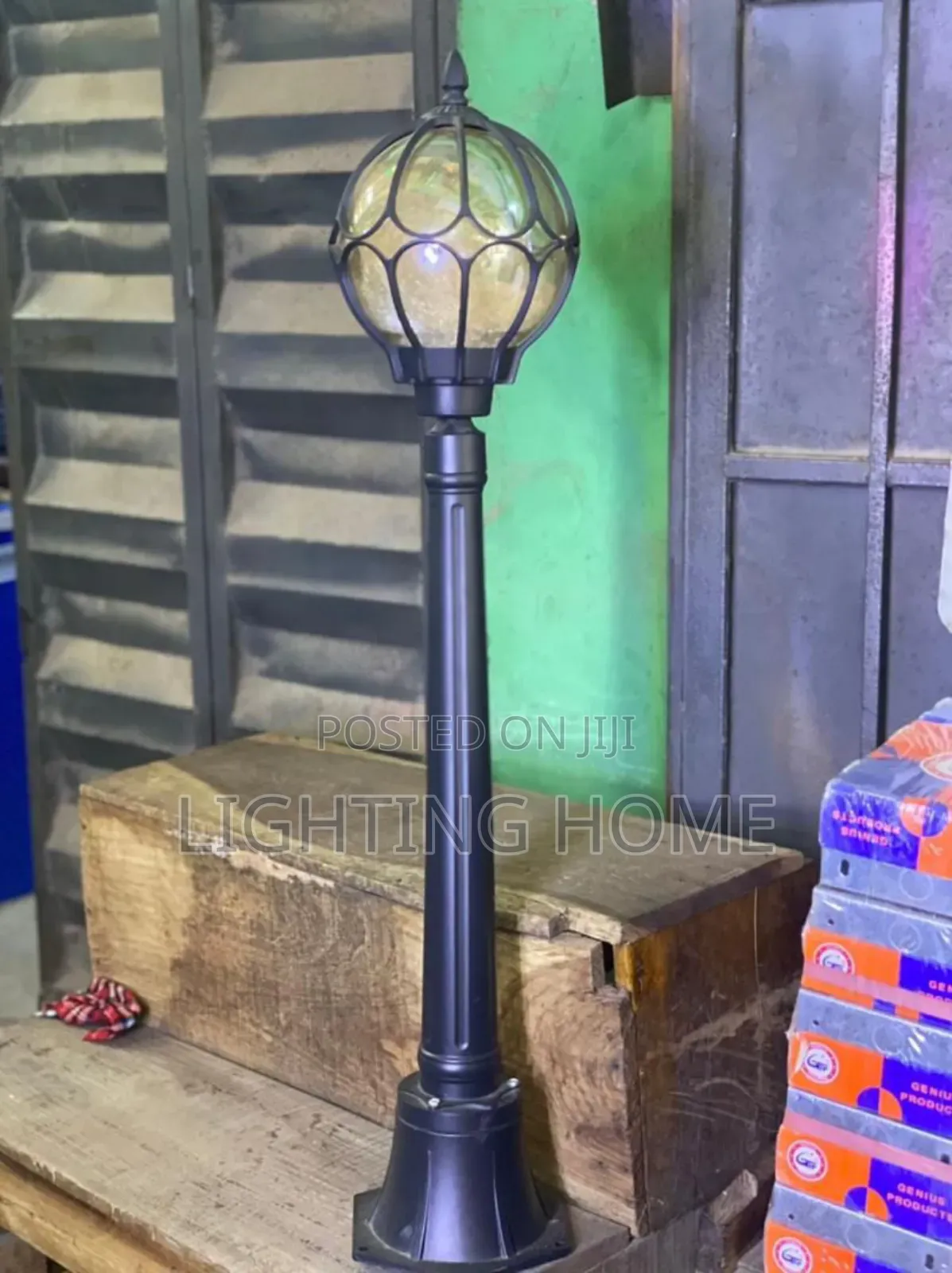 Italian Garden Lamp