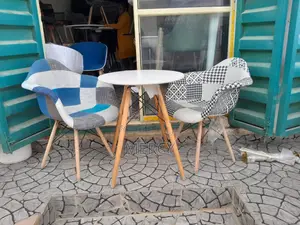 Quality Bar Table and Chairs