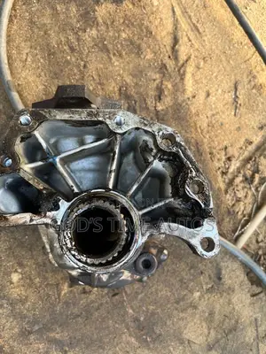 Nissan Partfinder 2013/14 Model Auxiliary