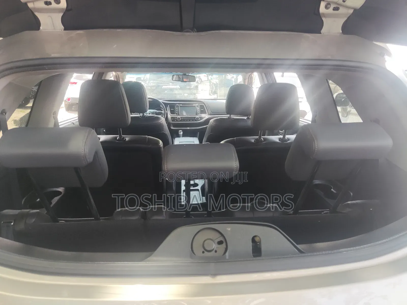 Toyota Highlander 2017 Gold