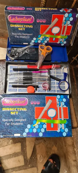 Dissecting Set