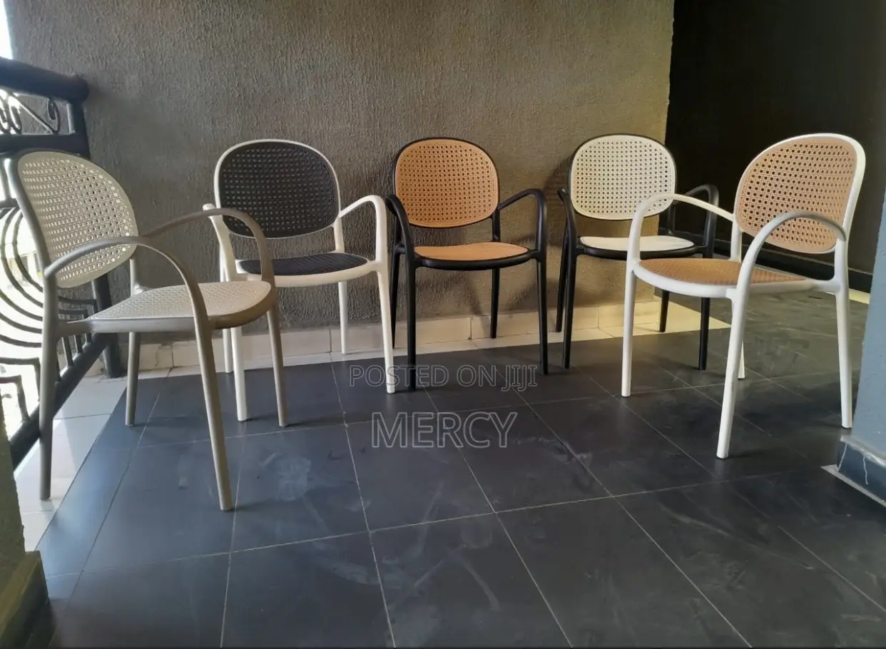 Plastic Bar Chairs