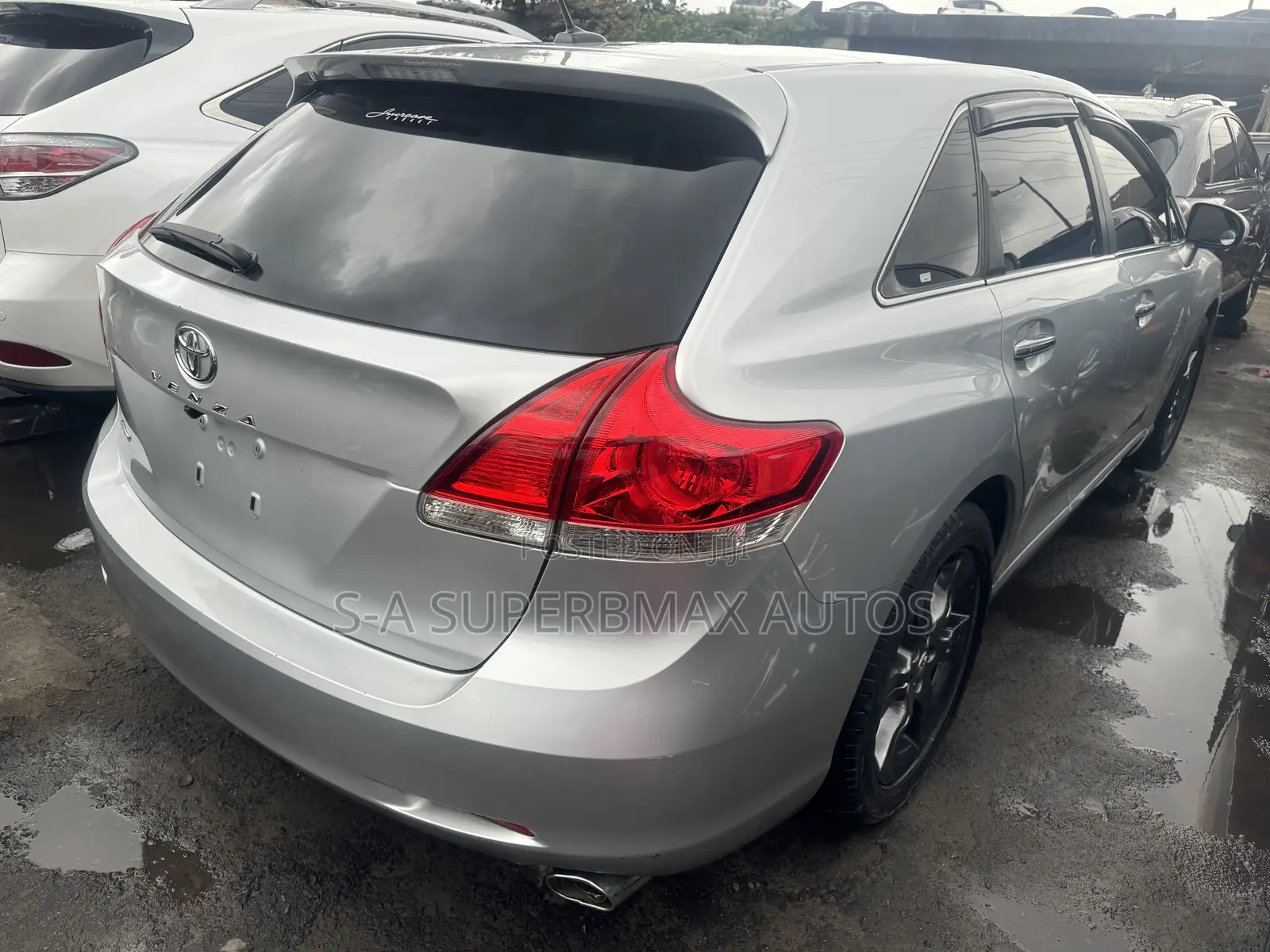 Toyota Venza V6 AWD 2010 Silver