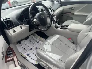 Toyota Venza V6 AWD 2010 Silver