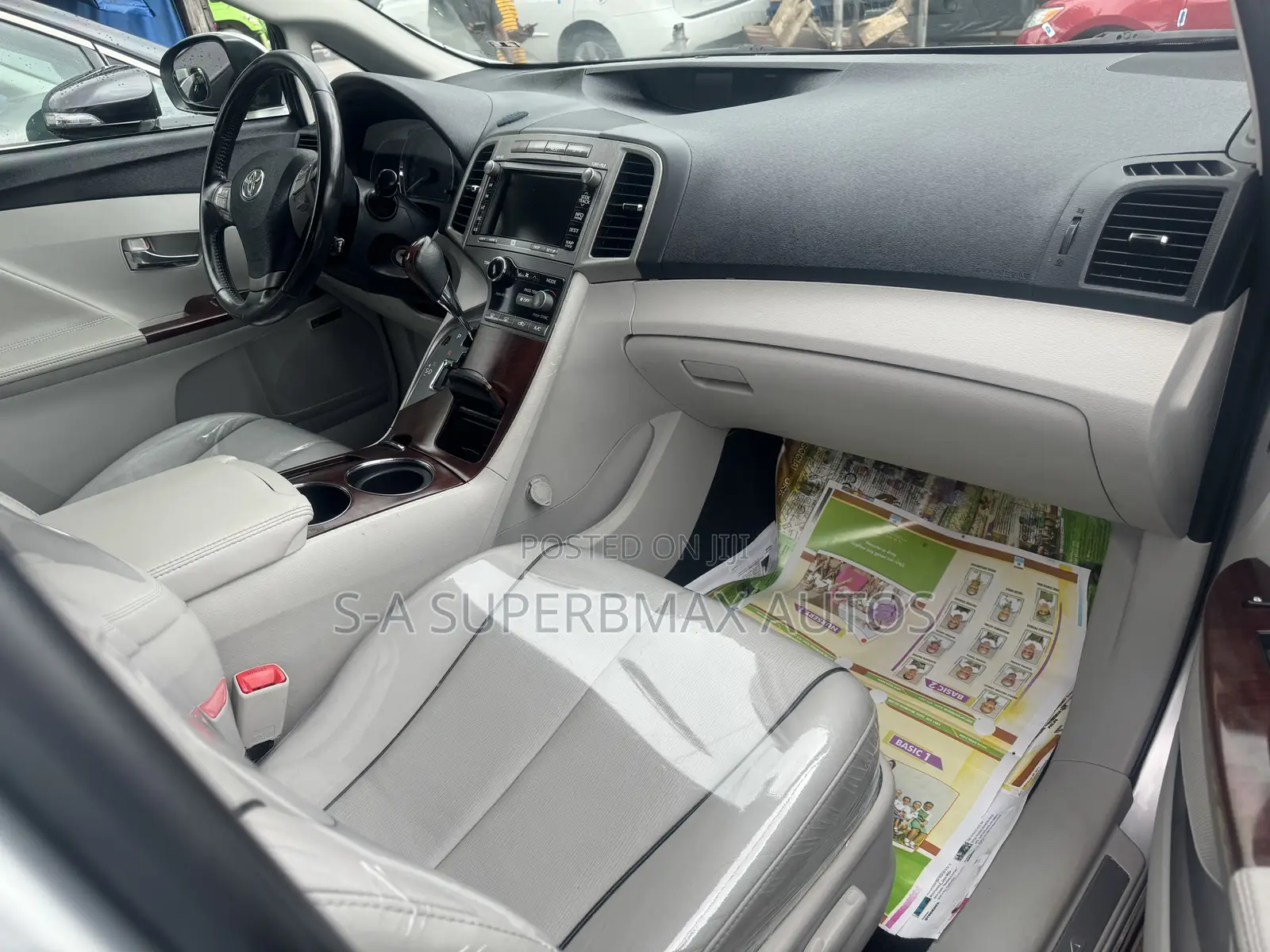 Toyota Venza V6 AWD 2010 Silver