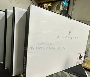 New Laptop Dell Alienware M18 R2 32GB Intel Core I9 SSD 2T
