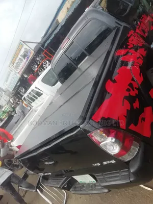 Fiber Folding Cover for Toyota Tacoma at ))£24