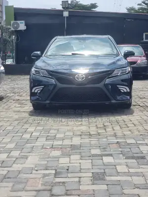 Toyota Camry 2018 Black