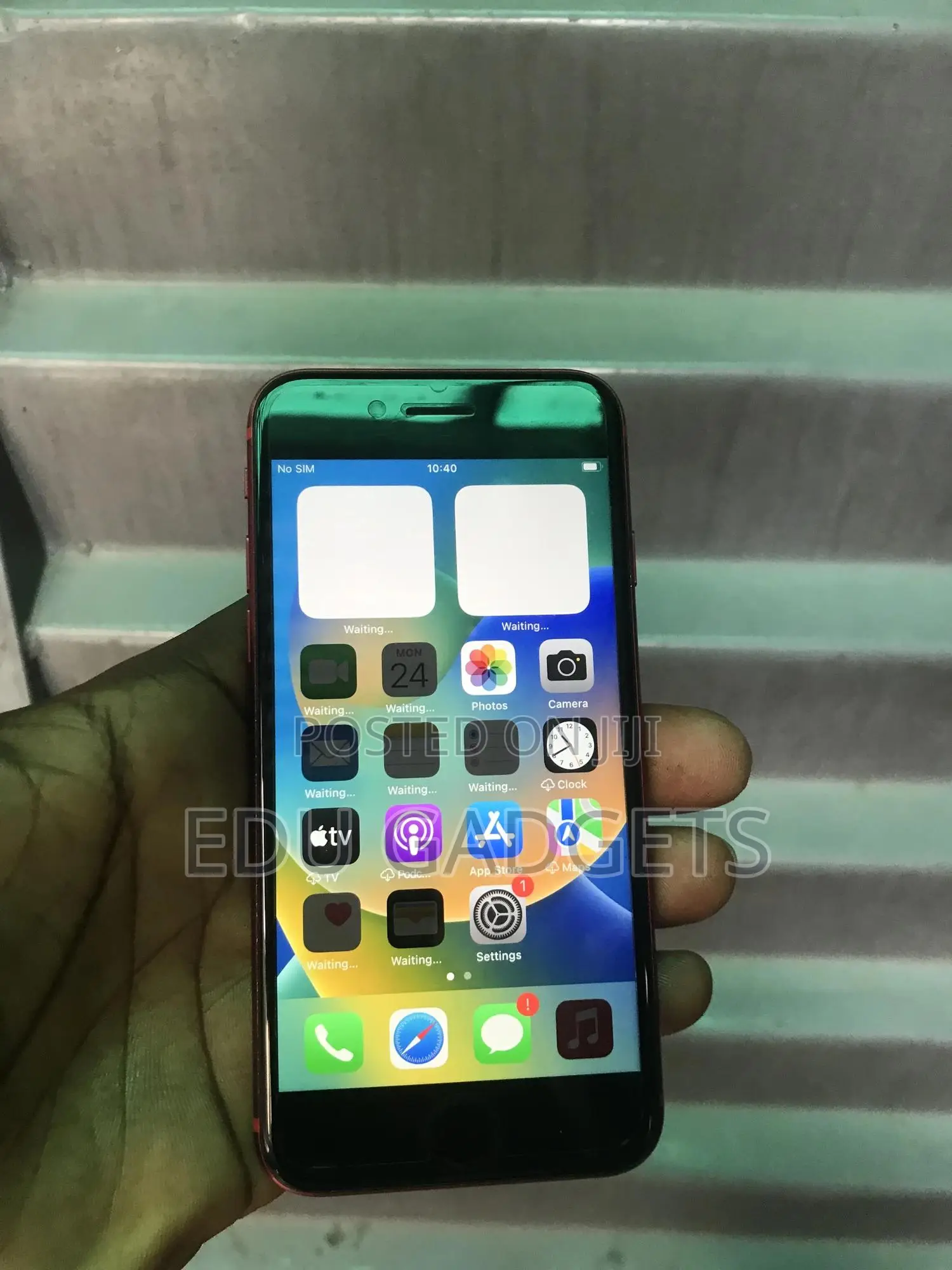 Apple iPhone XR 64 GB Red