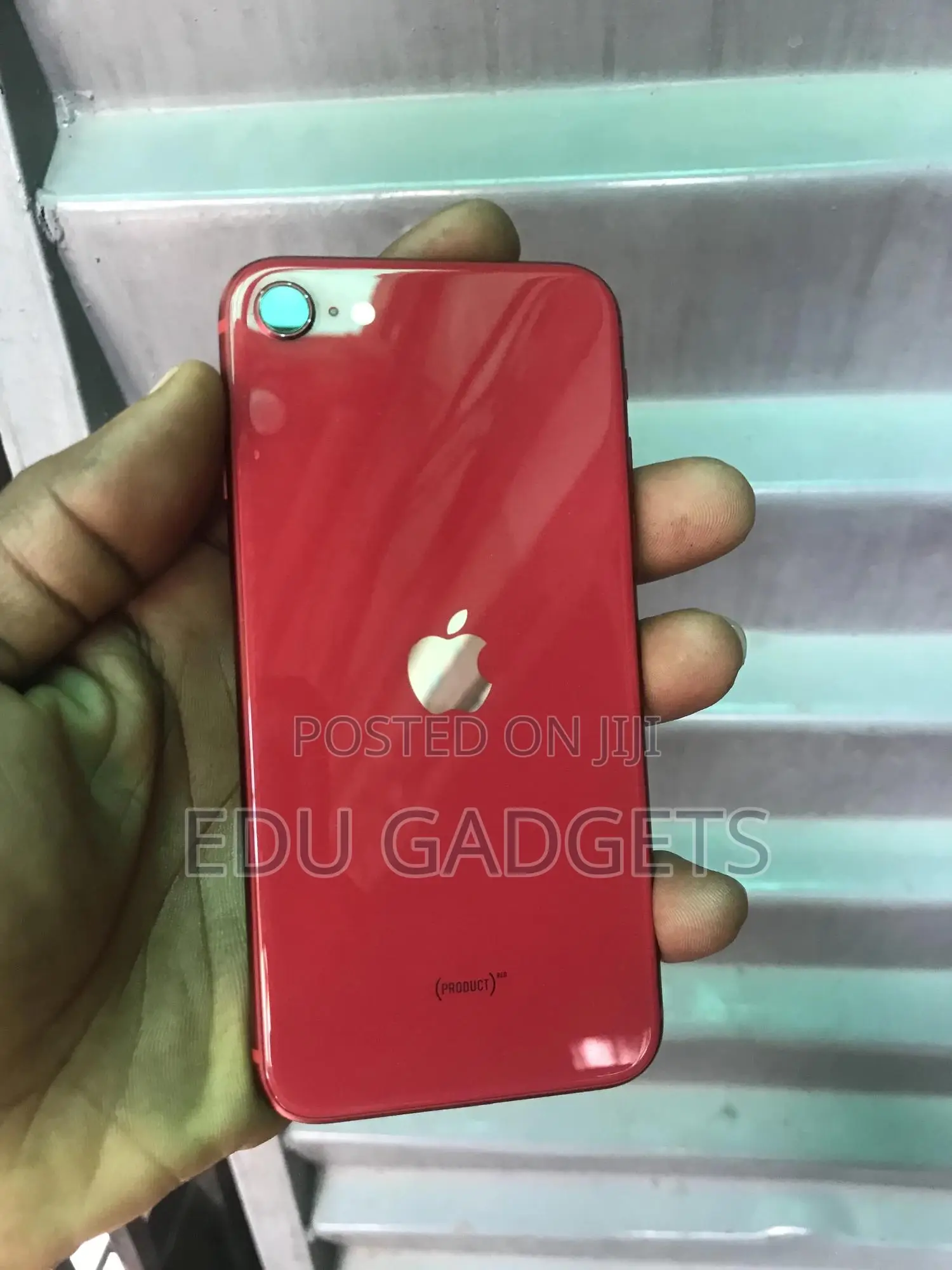 Apple iPhone XR 64 GB Red