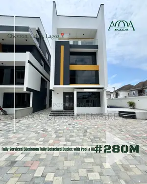 4bdrm Duplex in Chevron for sale