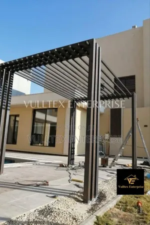 Carport/Pergola.
