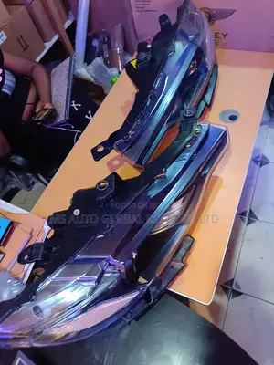 Masaerit Levante Headlights