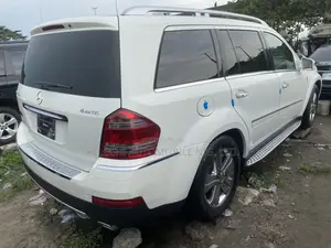 Mercedes-Benz GL-Class GL 450 2010 White