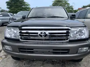 Toyota Land Cruiser 4x4 2007 Black