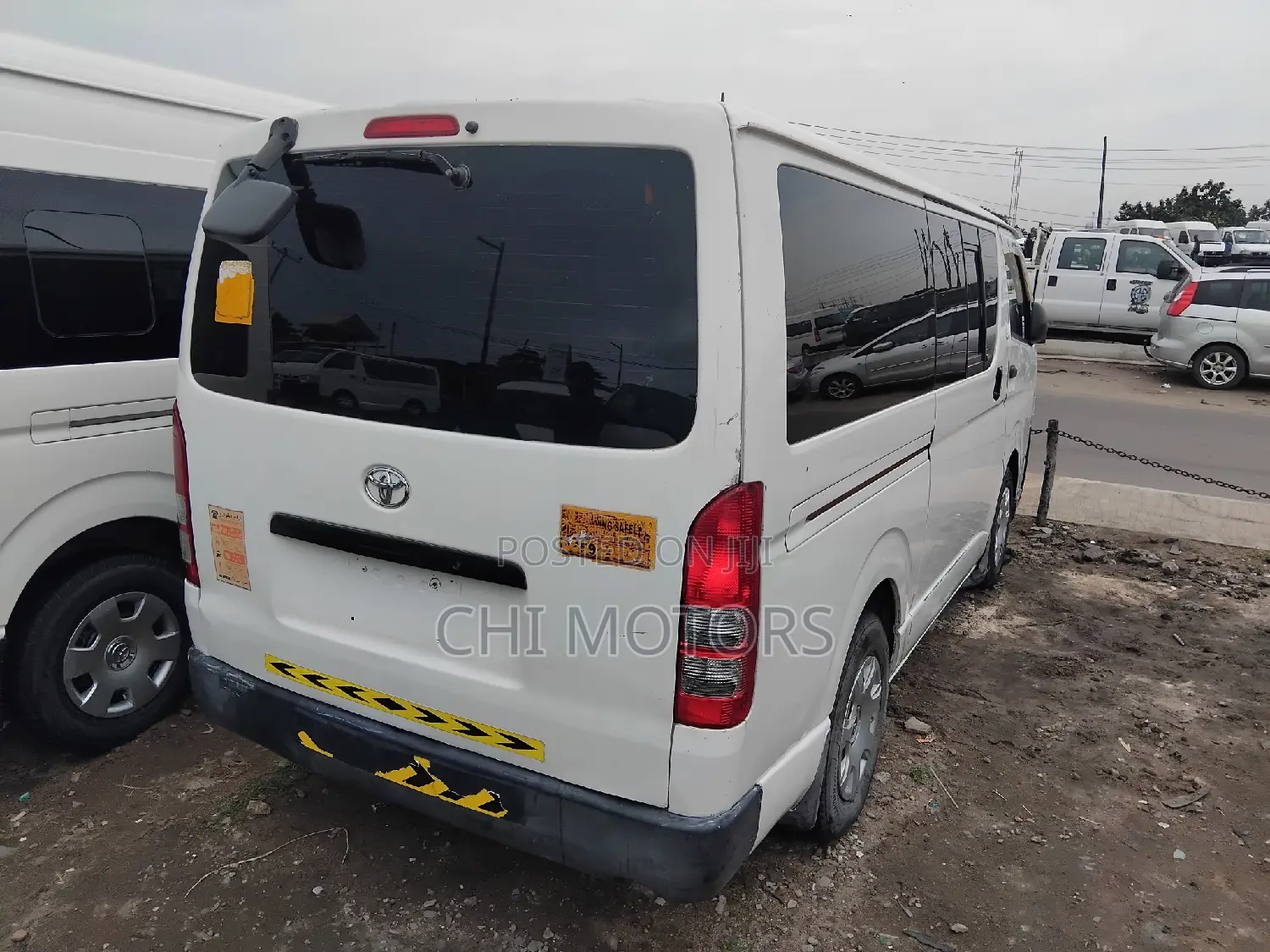 Toyota HiAce 2010 White