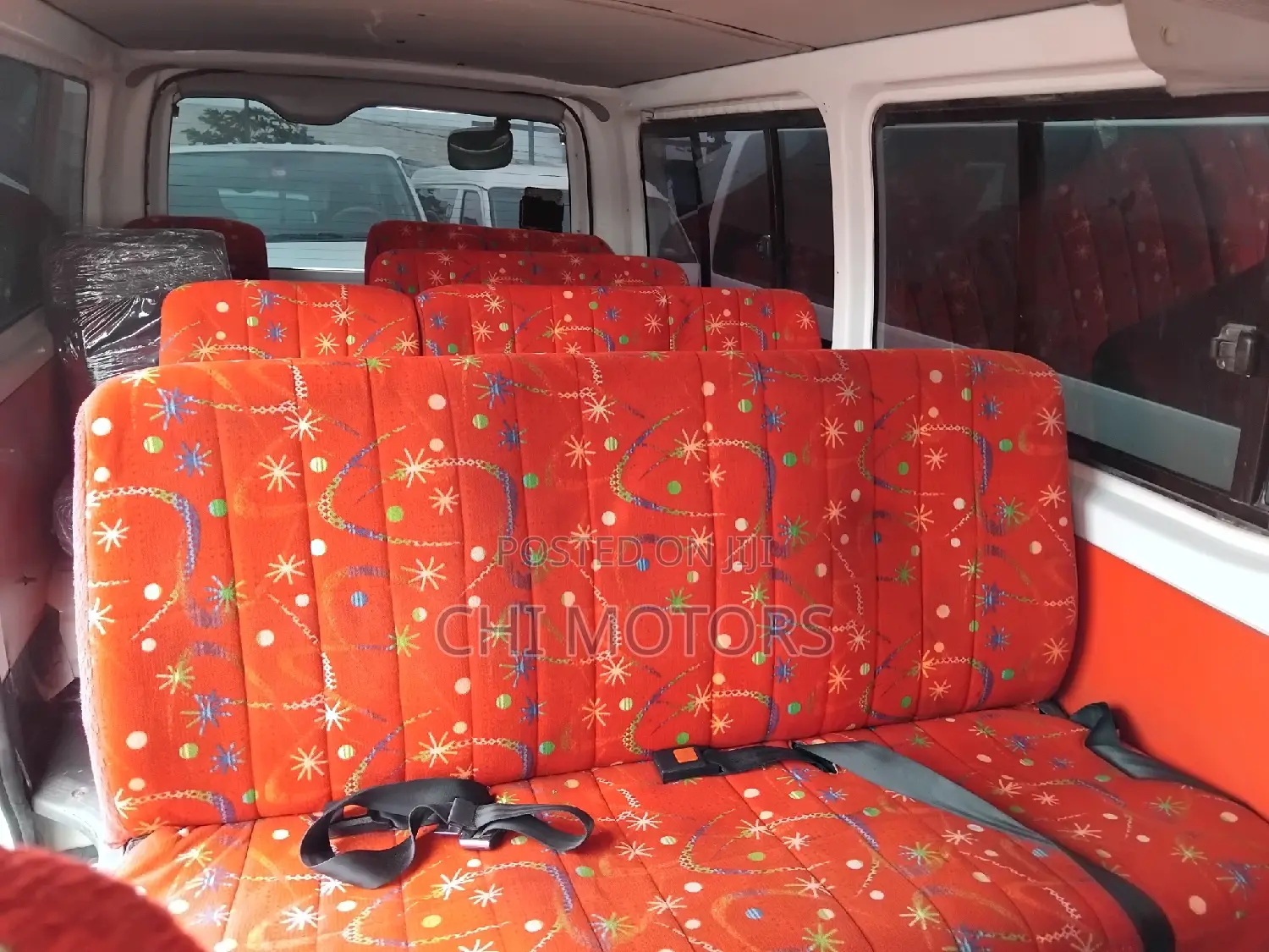 Toyota HiAce 2010 White