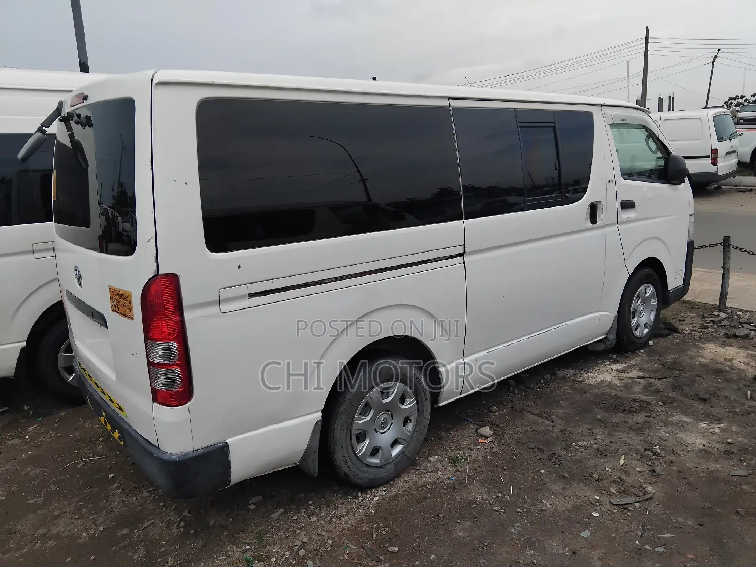 Toyota HiAce 2010 White