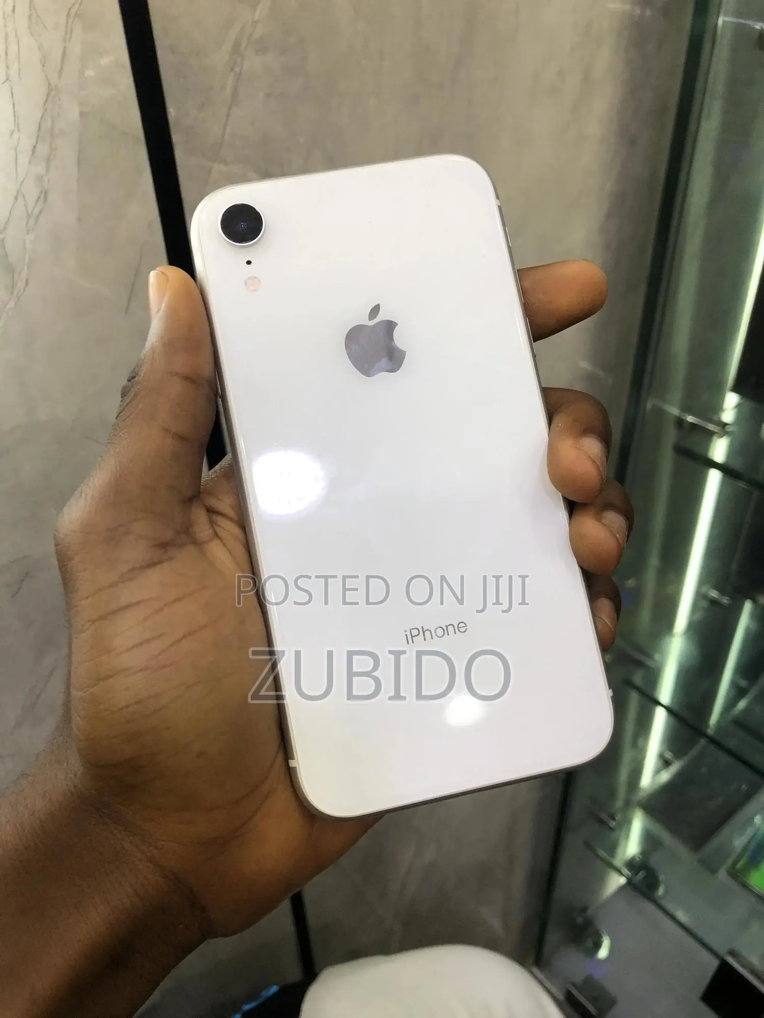 Apple iPhone XR 64 GB White
