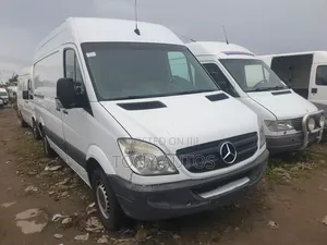 Mercedes-Benz Sprinter 2012 White