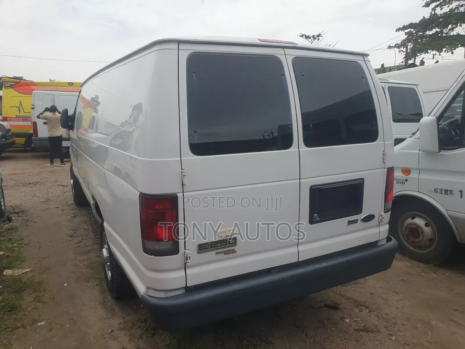 Ford E250 2012 White