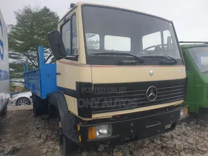 814 Tokunbo Mercedez Benz With 4 Cylinder