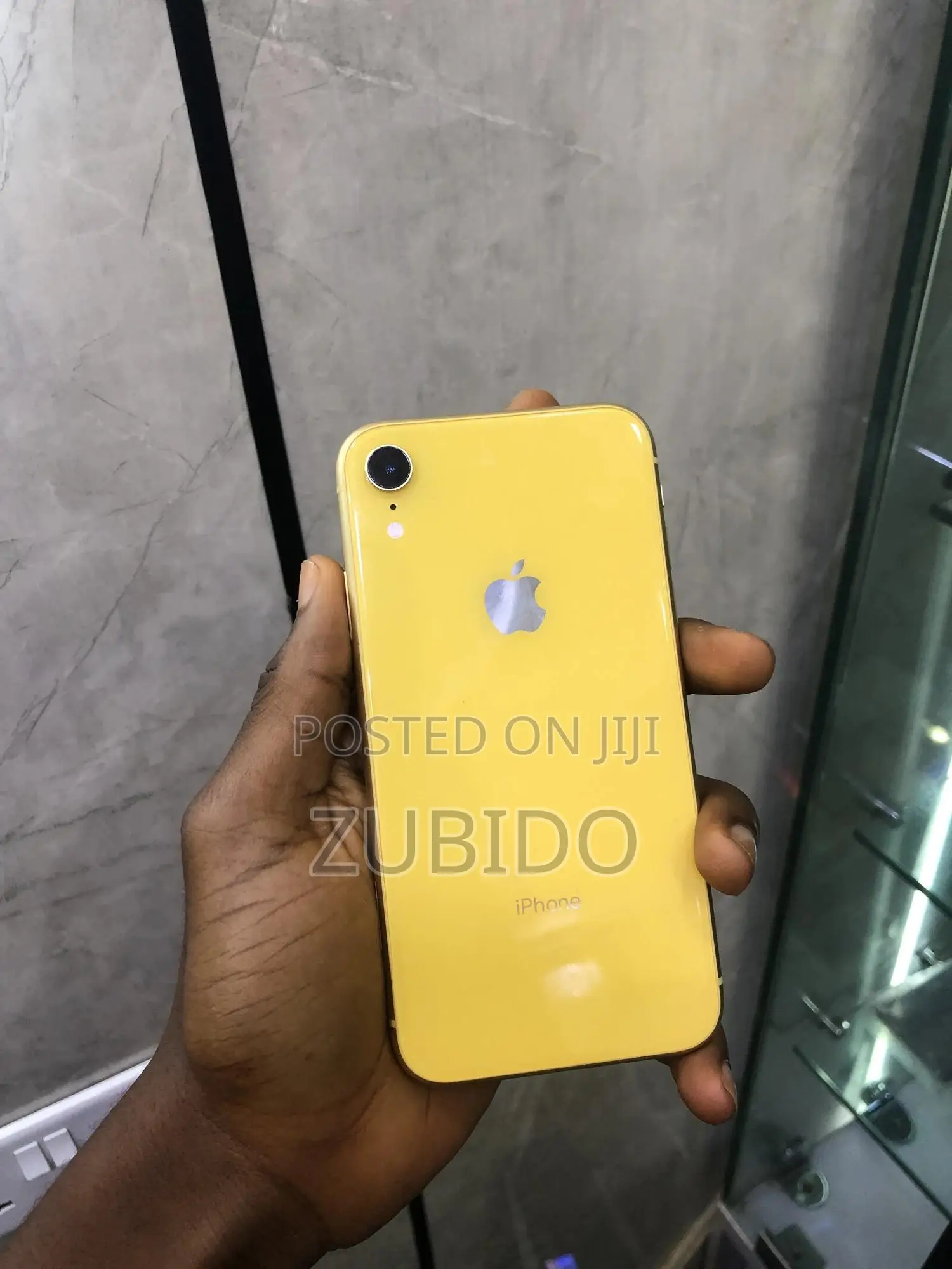 Apple iPhone XR 64 GB Yellow